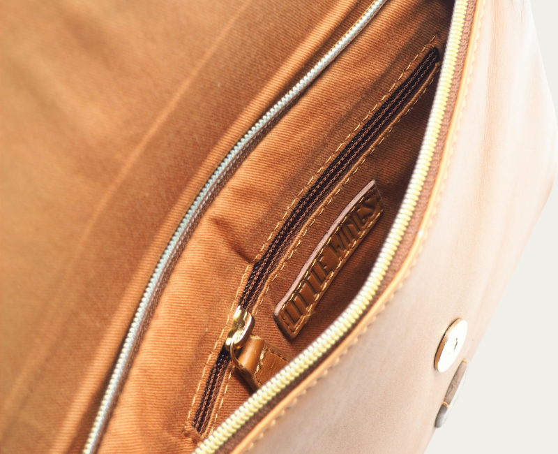 Pochette Dona