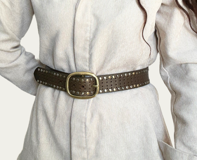 Grosse ceinture à clous Jeanne